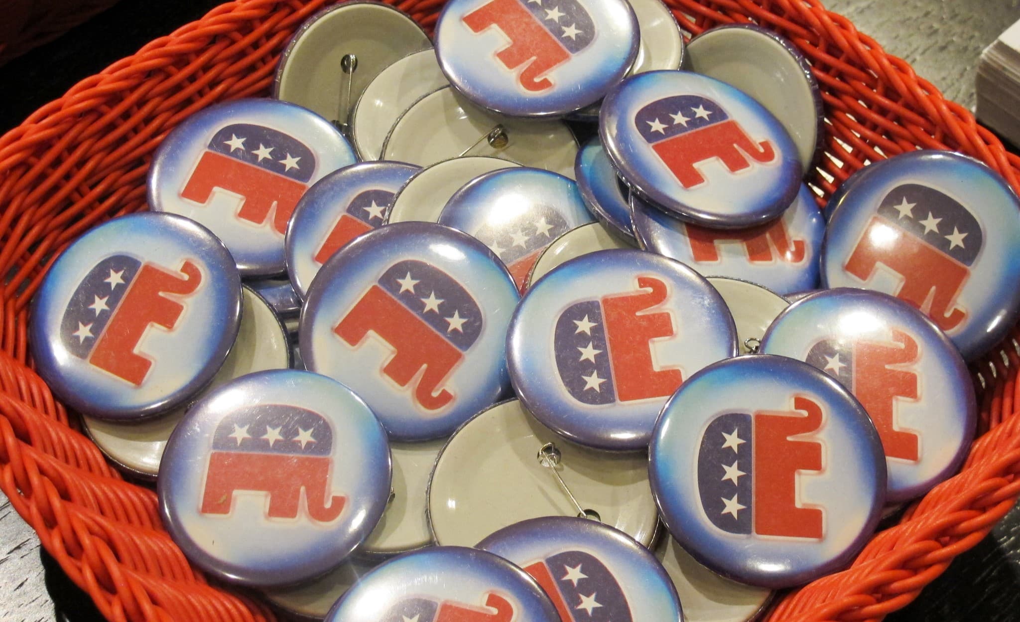 GOP buttons